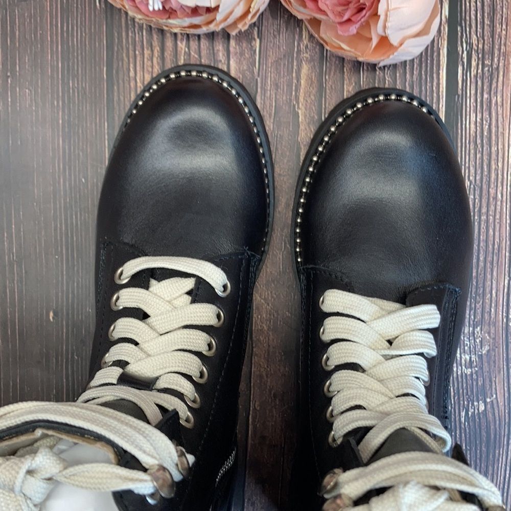 AQ-Jes Black Leather Boots - Picture 4 of 8